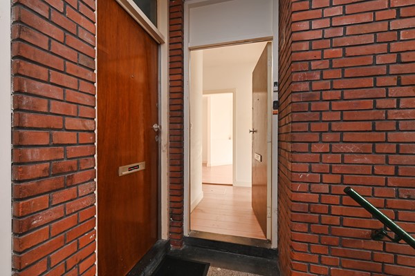 Medium property photo - Velpsestraat 107, 2573 SG Den Haag